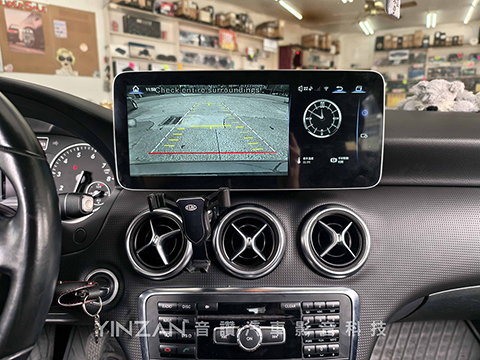 MercedesBenZ 賓士 A180 賓士A-Class A系列12.3吋專用安卓機