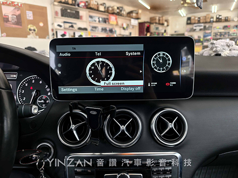 MercedesBenZ 賓士 A180 賓士A-Class A系列12.3吋專用安卓機